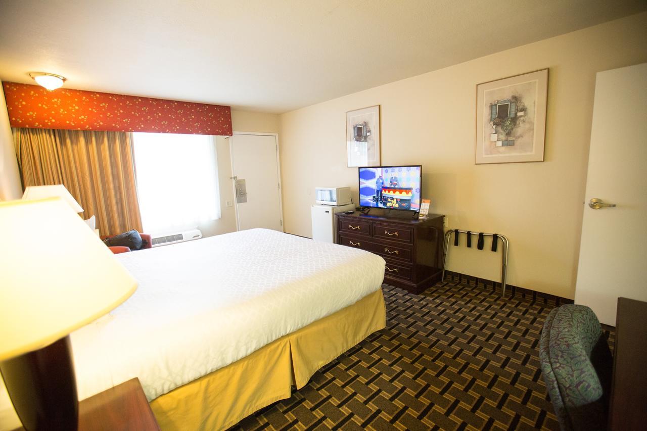 Queens Inn Anaheim Kültér fotó